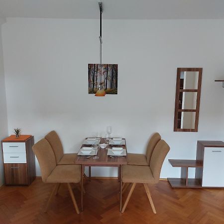 Apartman Merry Bratislava Exteriér fotografie