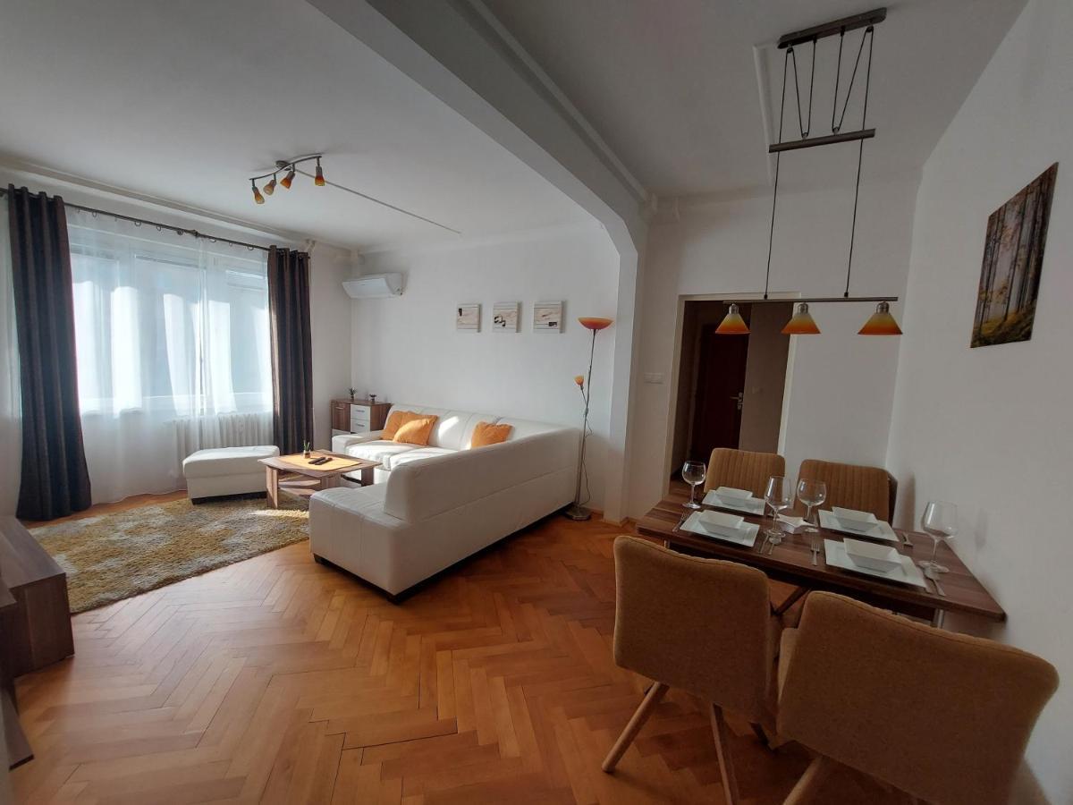 Apartman Merry Bratislava Exteriér fotografie